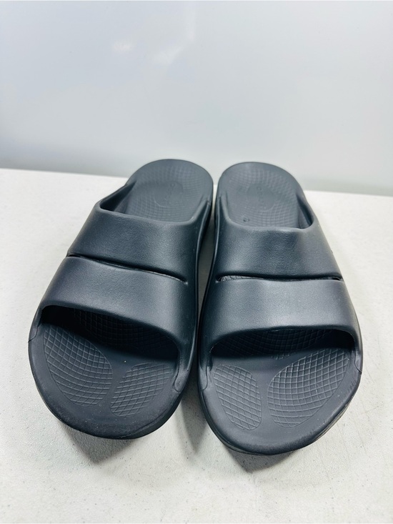 OOFOS OOriginal Slide Slip-On M12-W14 Sandals - Black main image 4
